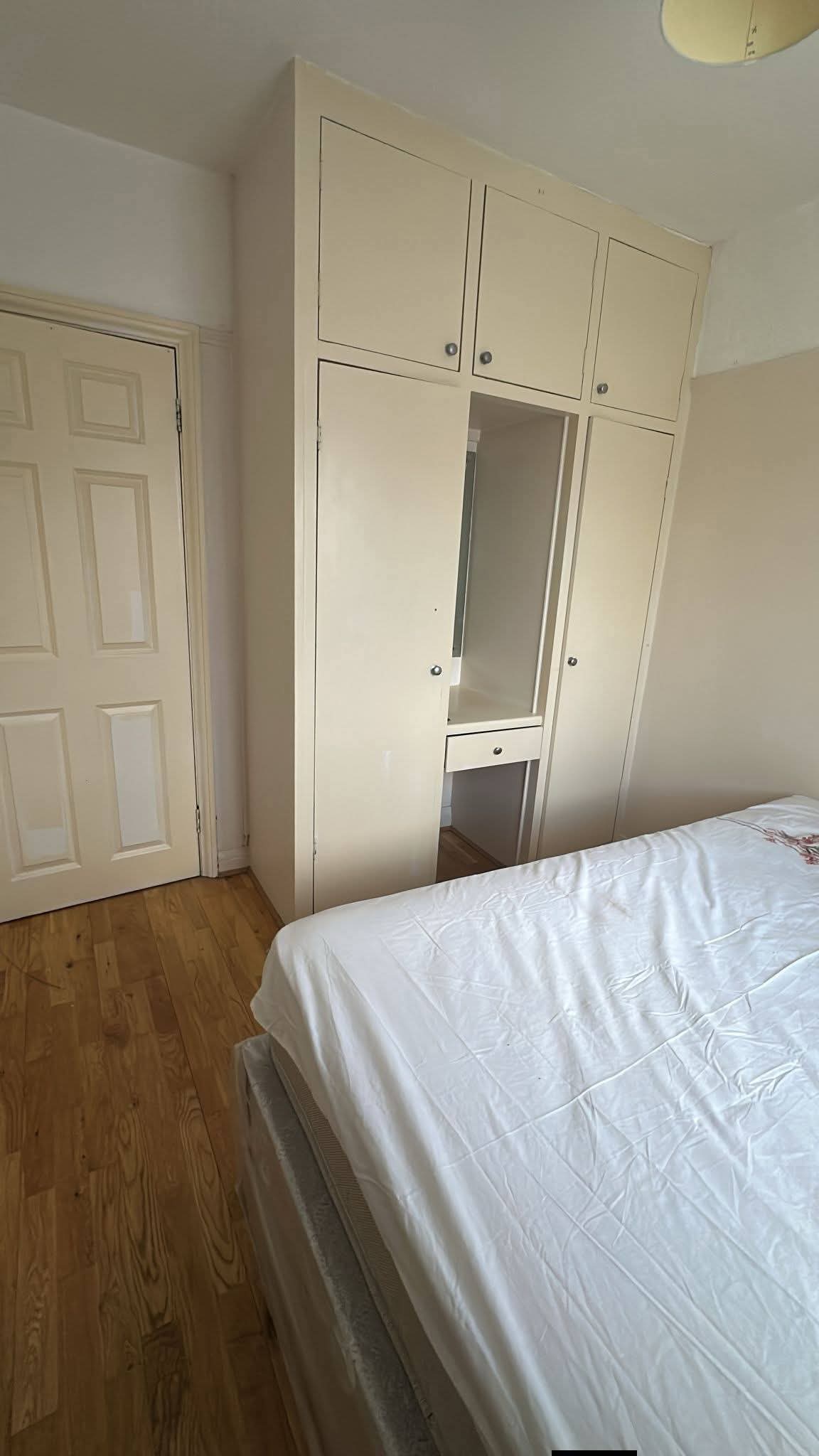 Spacious Double Rooms Available Now – £700–£720 PCM | Bills 